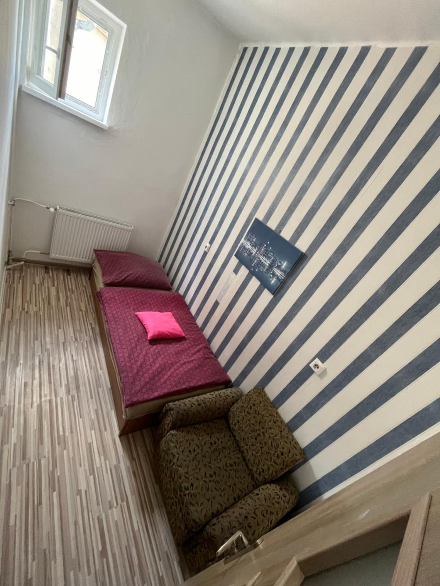 Old Town Single Room El Moly Košice Eksteriør billede